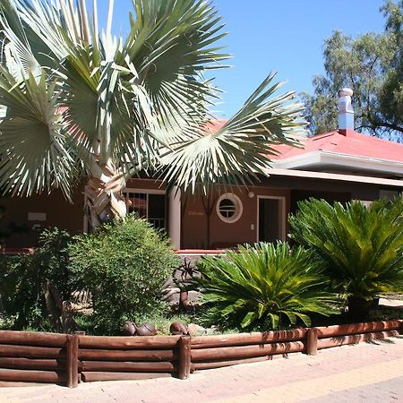 De Vagebond Hotel-Pension Windhoek Dış mekan fotoğraf